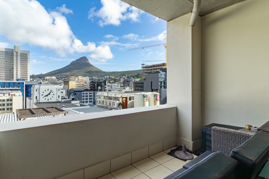 2 Bedroom Property for Sale in Cape Town City Centre Western Cape
